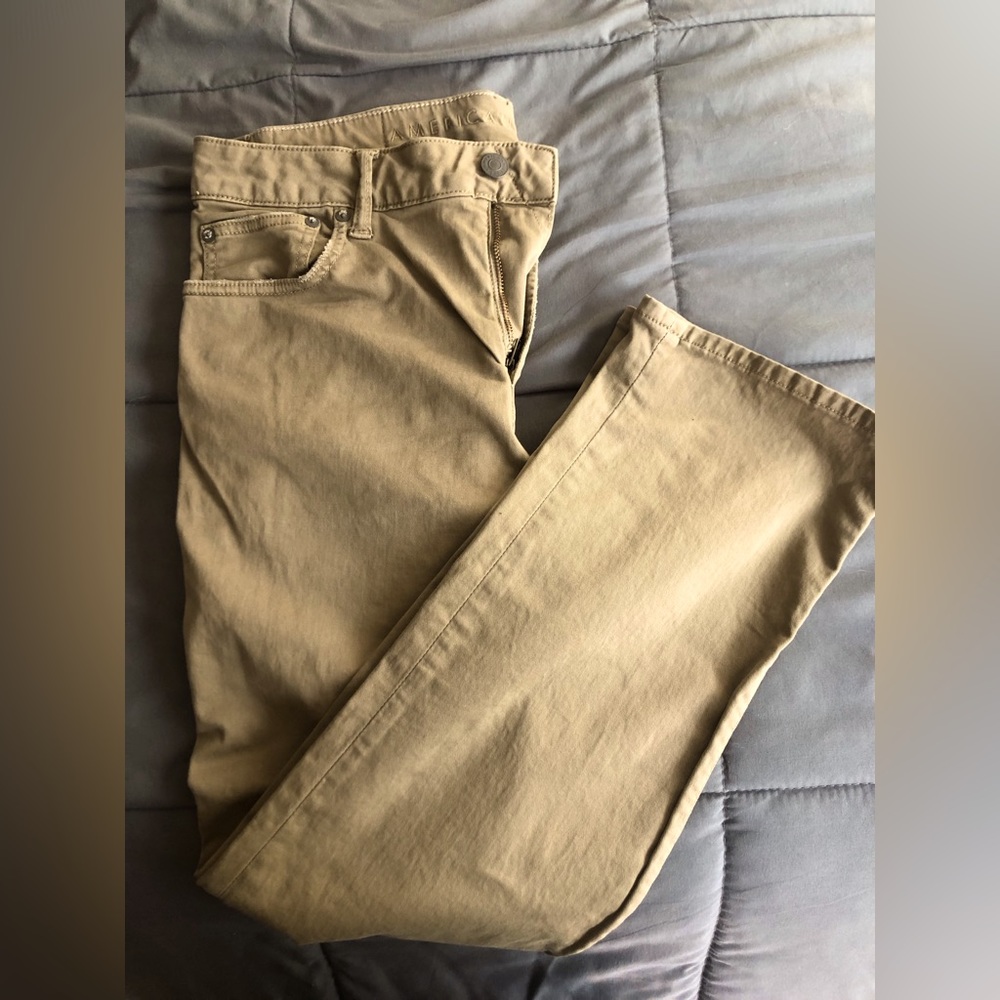 American Eagle Khakis